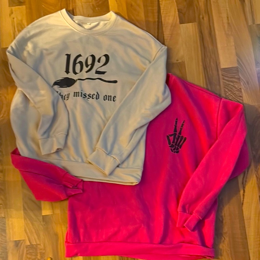 Women's Cream and Pink Graphic Sweaters